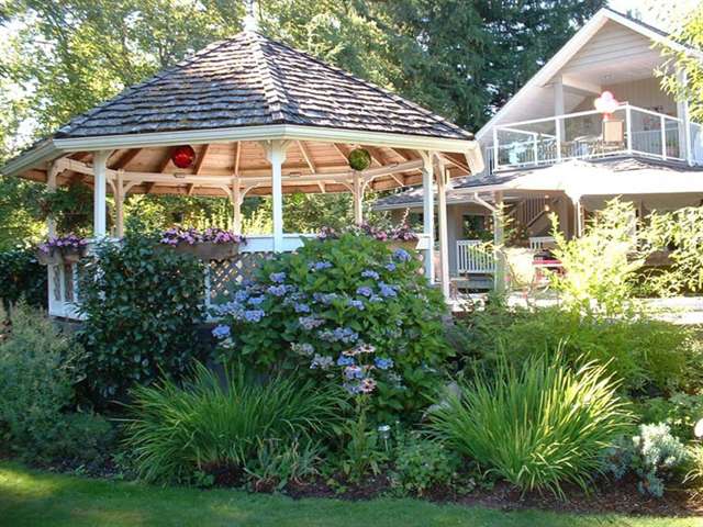 Hummingbird Guesthouse - Port Alberni