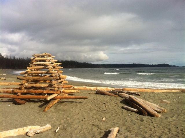 Florencia Bay (Wreck Bay)