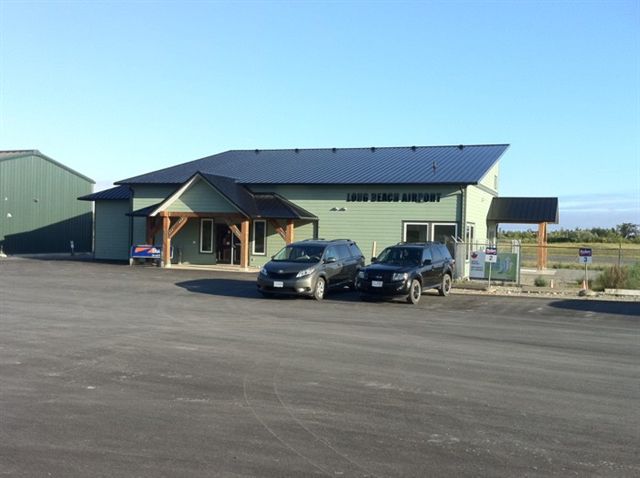 Tofino Airport YAZ - Long Beach